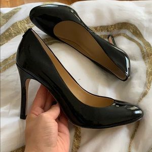 Brand new ivanka trump black patent leather pumps